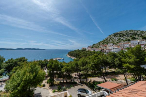 SunSea Apartments